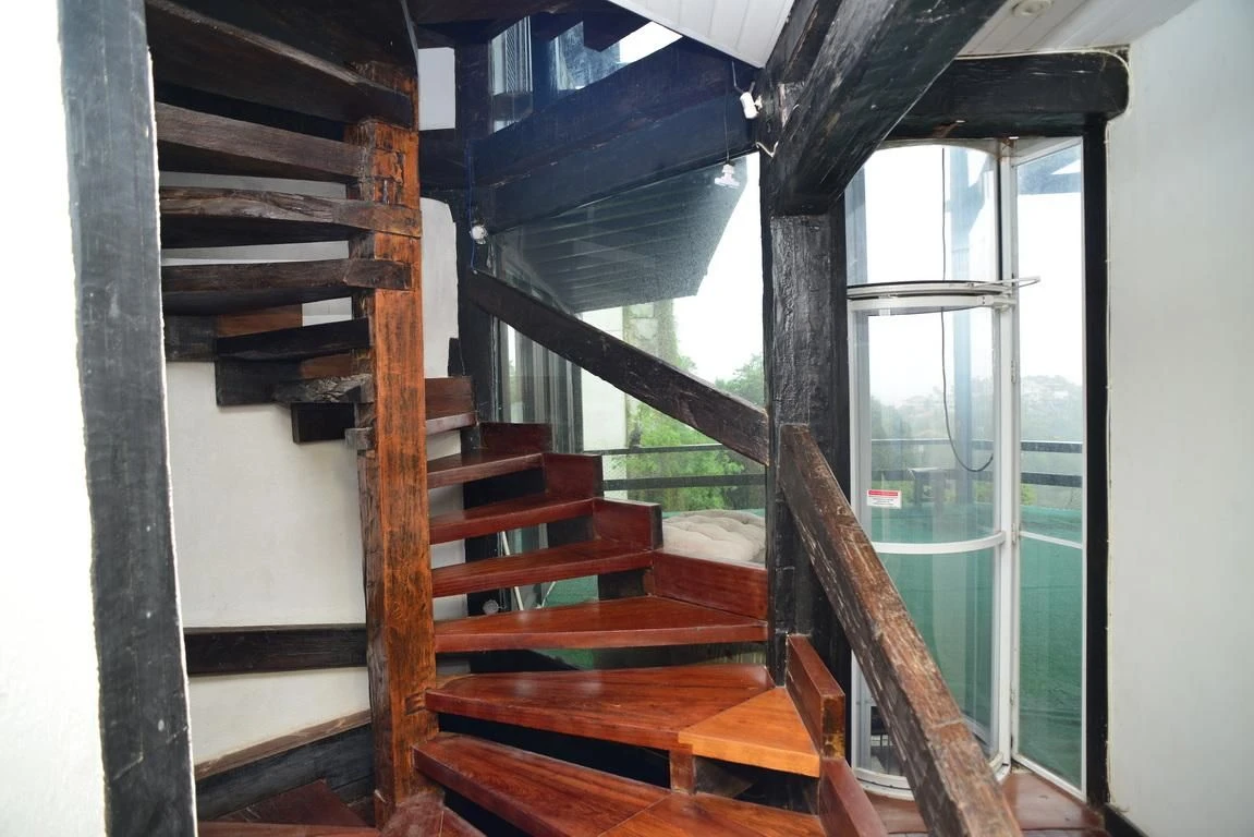 Furnished house, 700 m², with a jacuzzi — photo 31