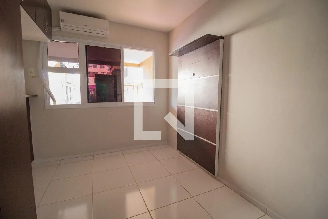 Furnished apartment, 75 m², with a walk-in closet — photo 45