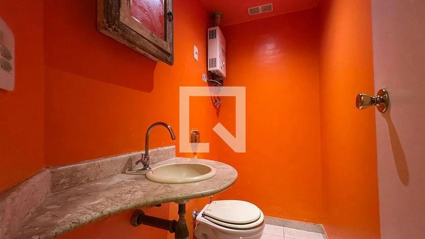Apartment, 69 m², with wood or laminate floors — photo 28