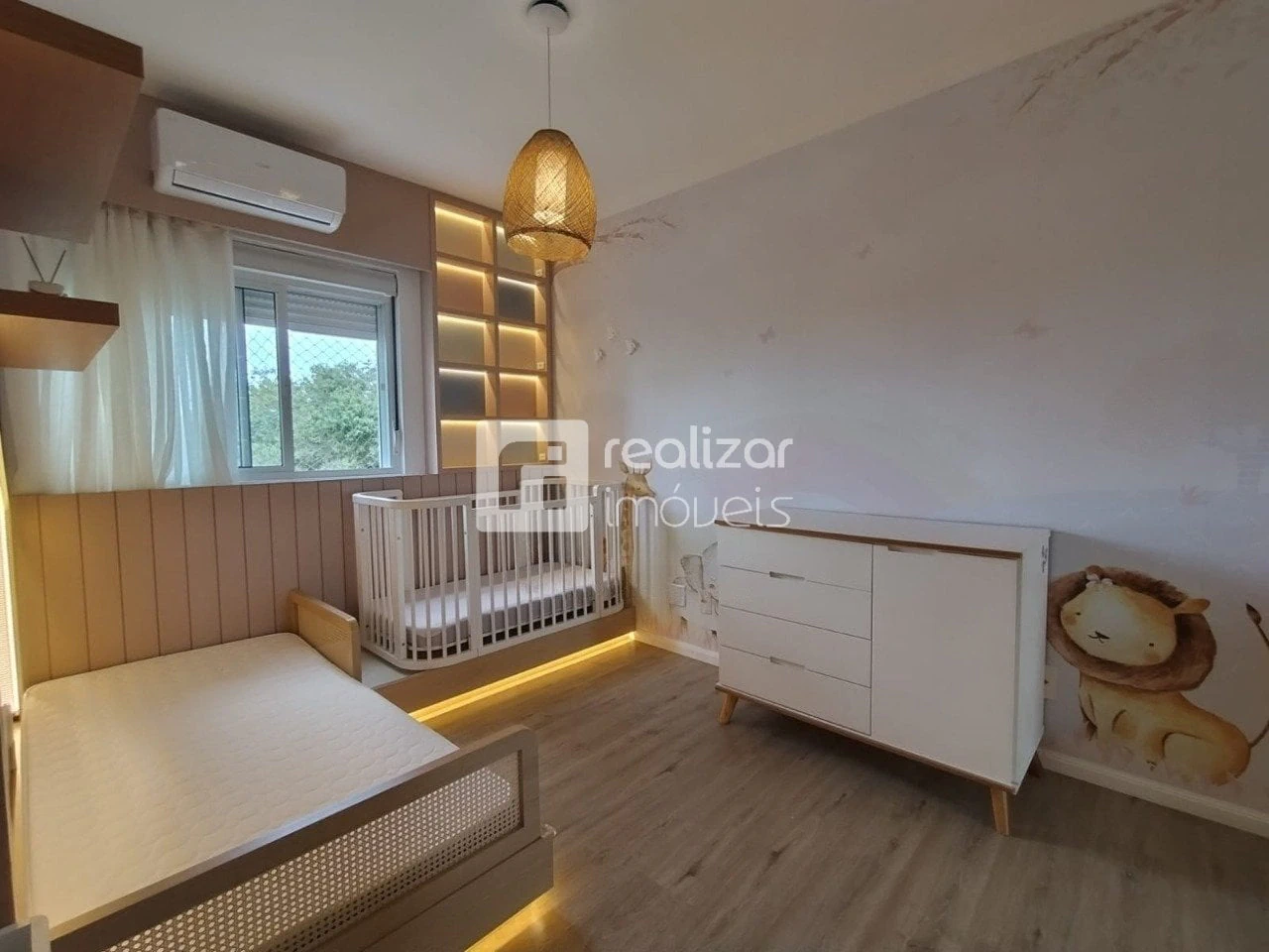 3-bedroom apartment with balcony and private barbecue — photo 10