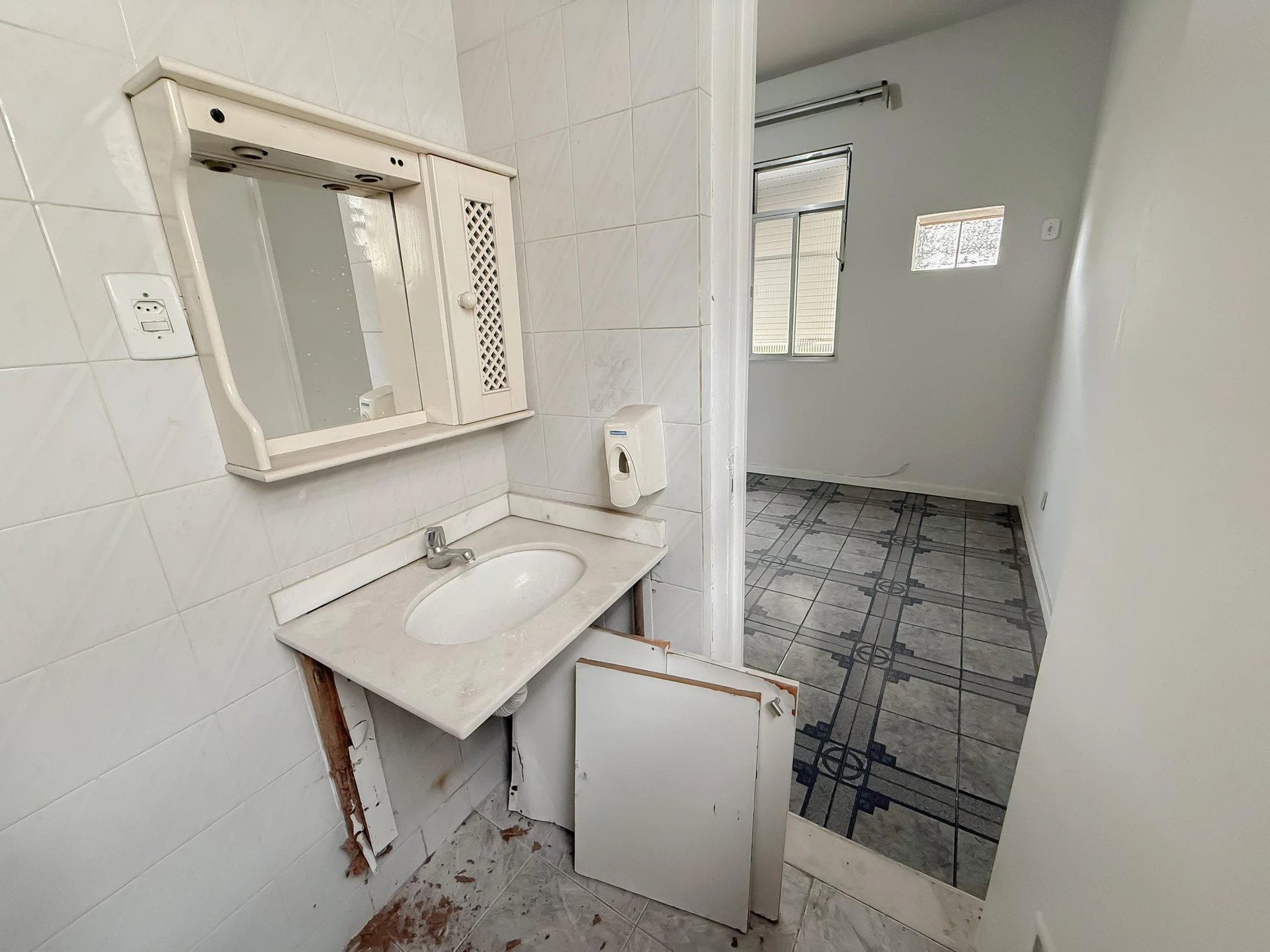 3-bedroom apartment, 1 with its own bathroom, 120 m² — photo 19