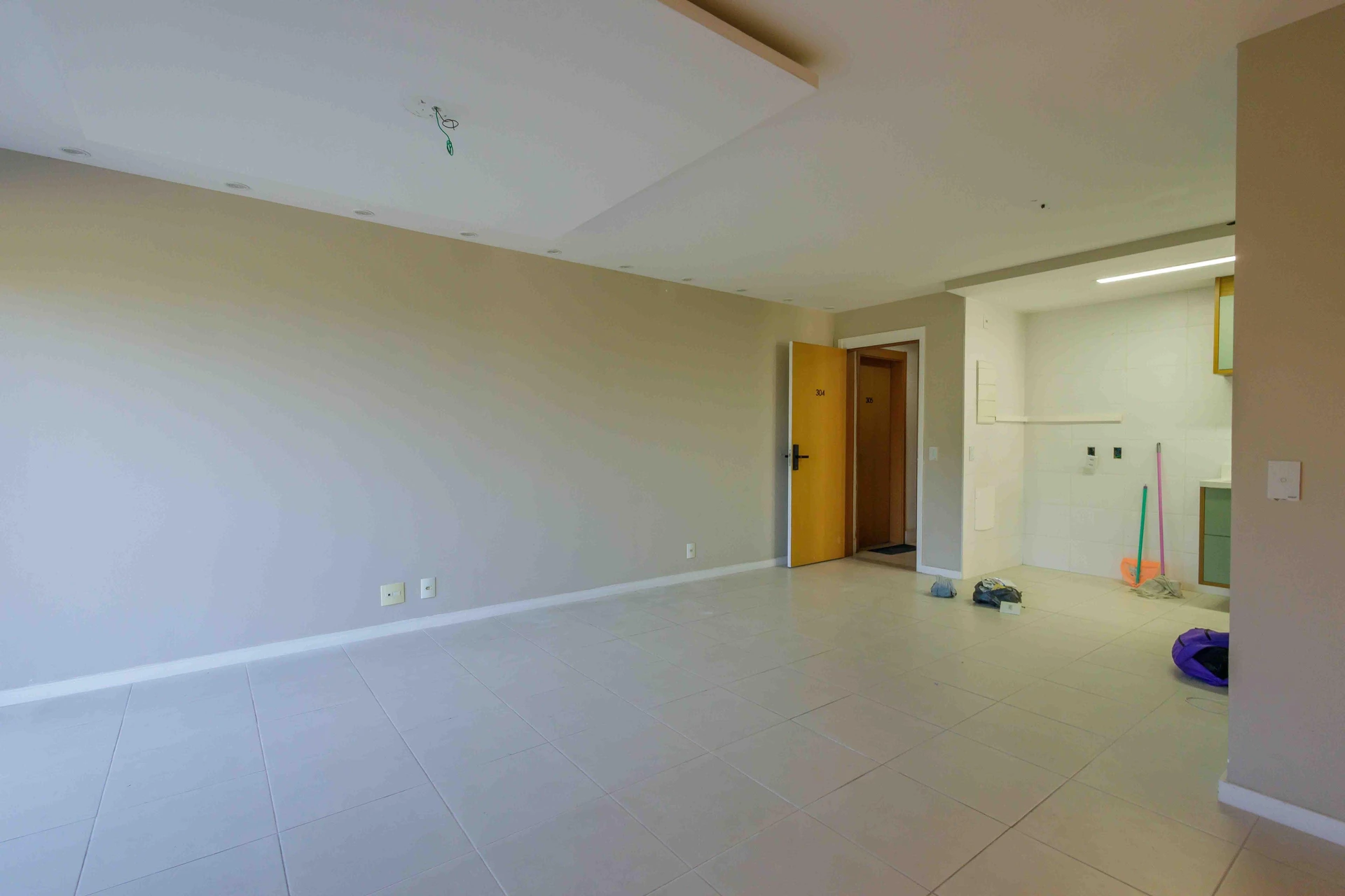 Apartment, 166 m², with a glass-enclosed balcony — photo 49
