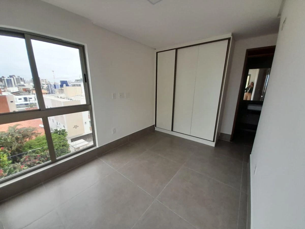 Furnished apartment, 69 m², with a water view — photo 4