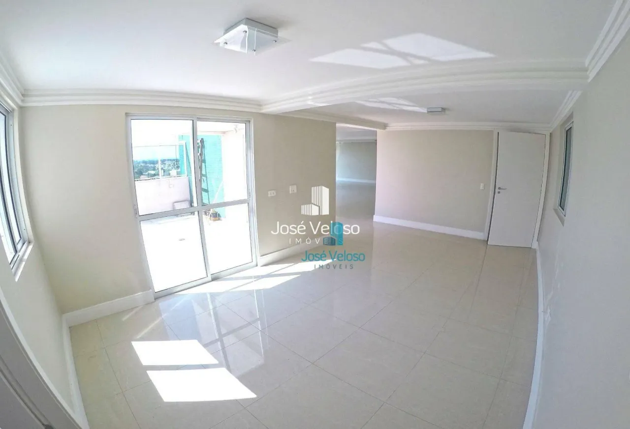 Furnished apartment with 4 en-suite bedrooms — photo 20