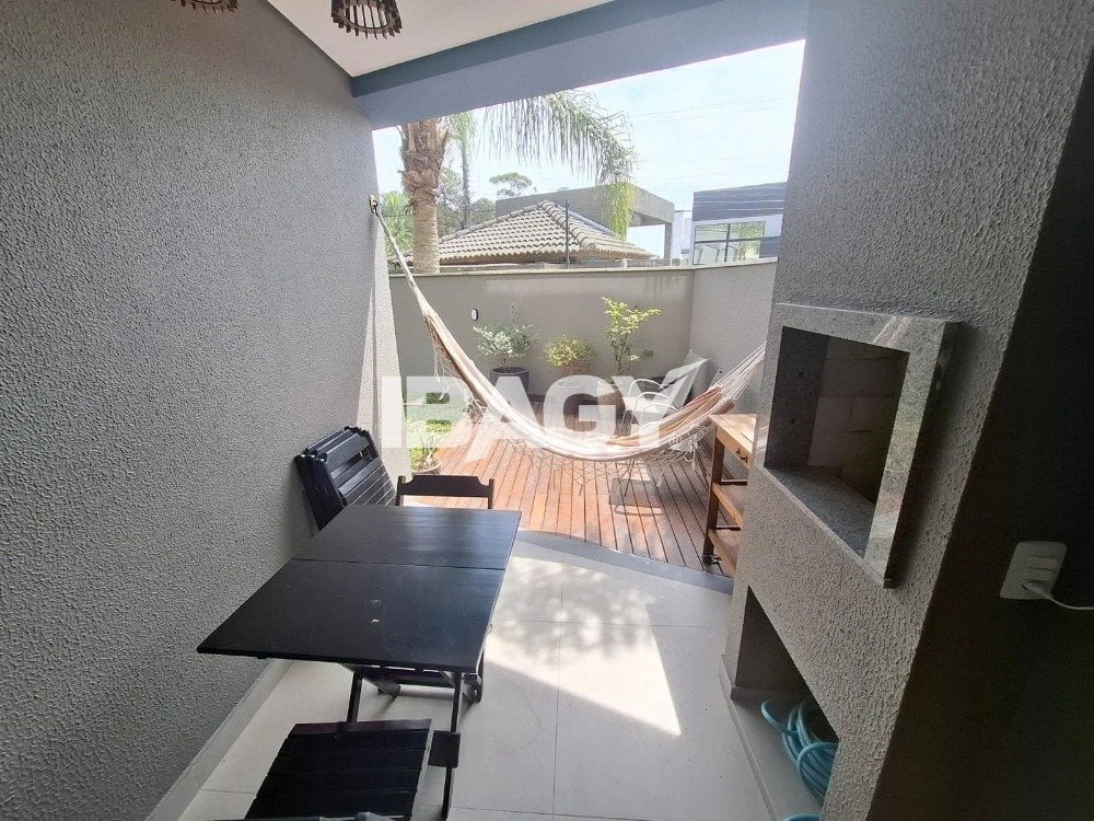 2-bedroom apartment with a private BBQ — photo 16