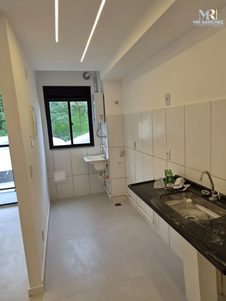 2-bedroom apartment with a mountain view in Rio de Janeiro — photo 2