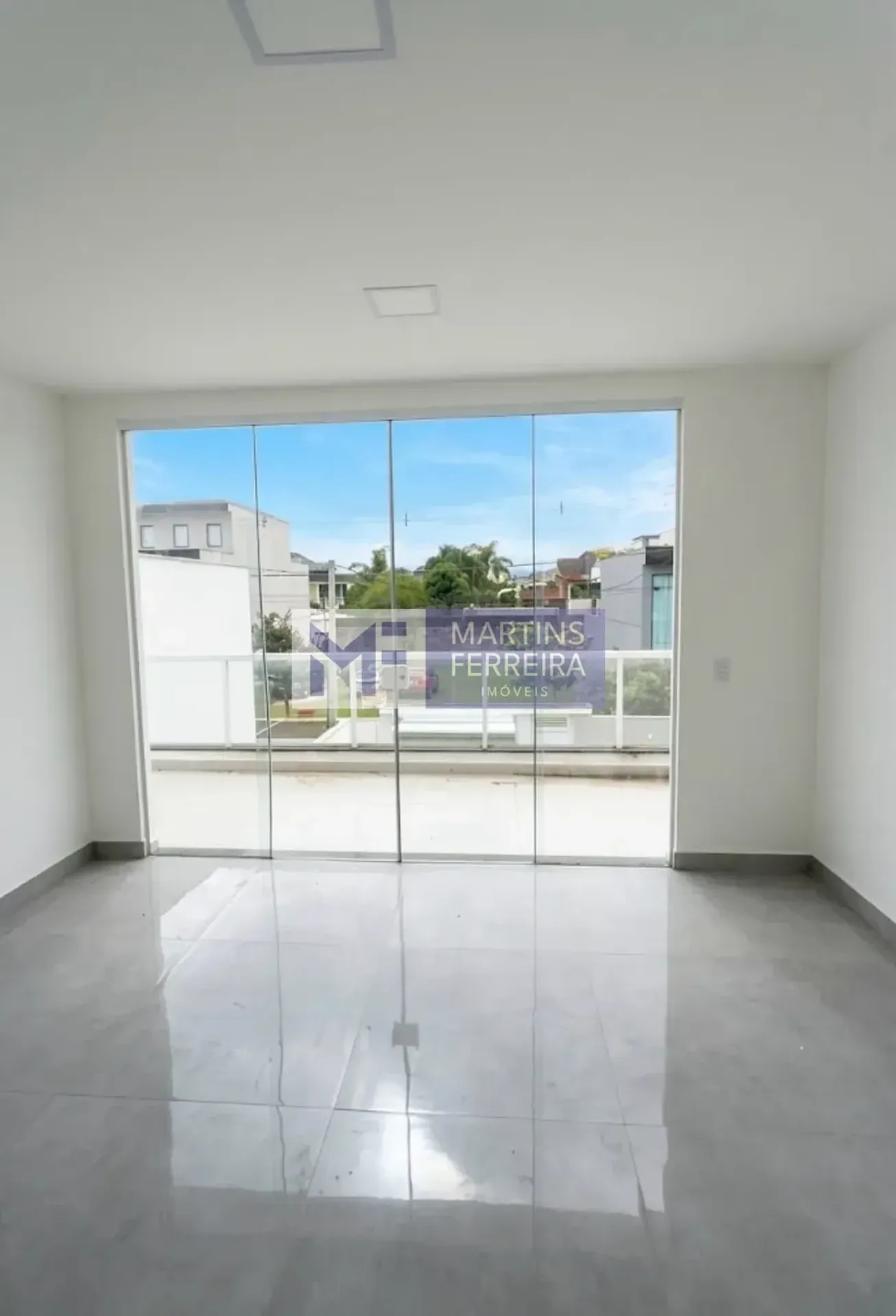 Rental house with 4 bedrooms and 285 m² — photo 23