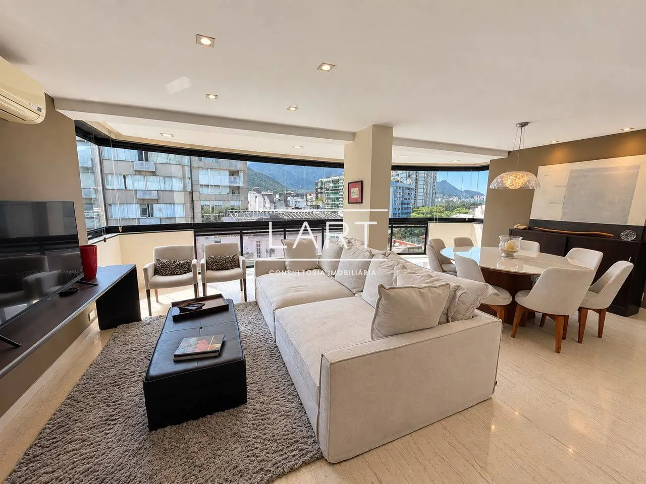 Furnished apartment, 220 m², with floor-to-ceiling windows — photo 17