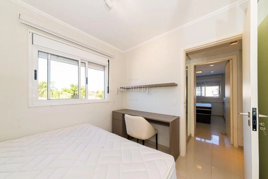 Washing machine in a 2-bedroom apartment, 80 m² — photo 4