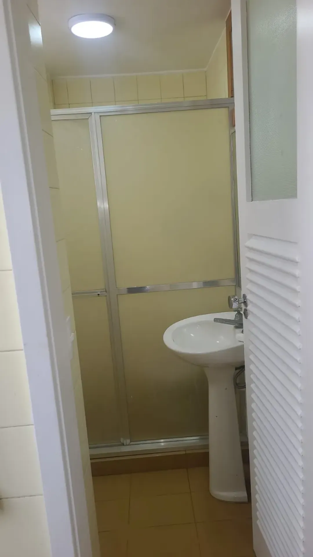 3-bedroom apartment with a bathtub in Rio de Janeiro — photo 38