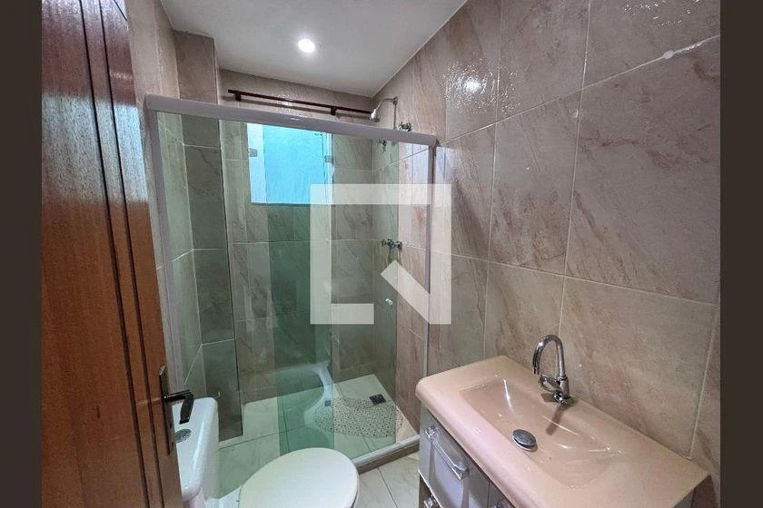 House with 4 en-suite bedrooms, 329 m² and 3 parking — photo 41
