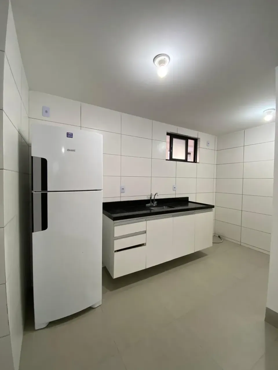 Облаштована квартира з 2 спальнями та газовою відкритою кухнею — photo 5