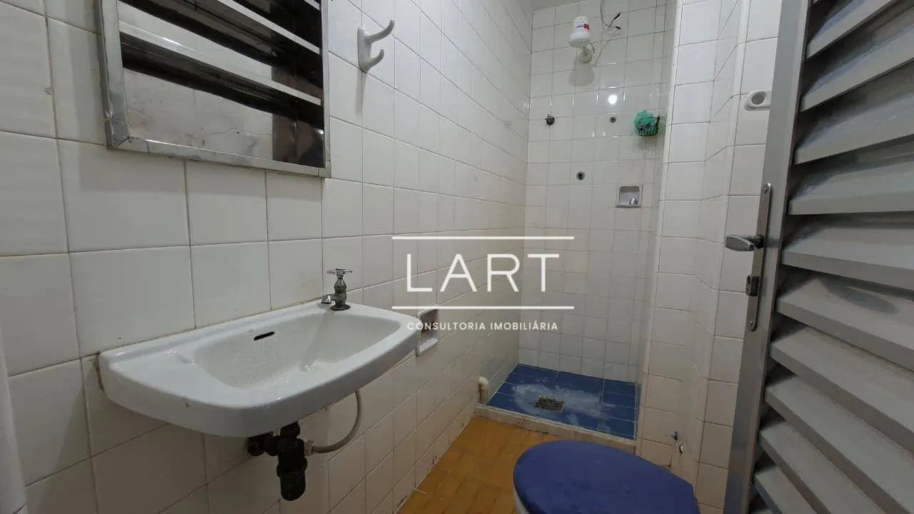 Rental apartment with 4 bedrooms and 280 m² — photo 38
