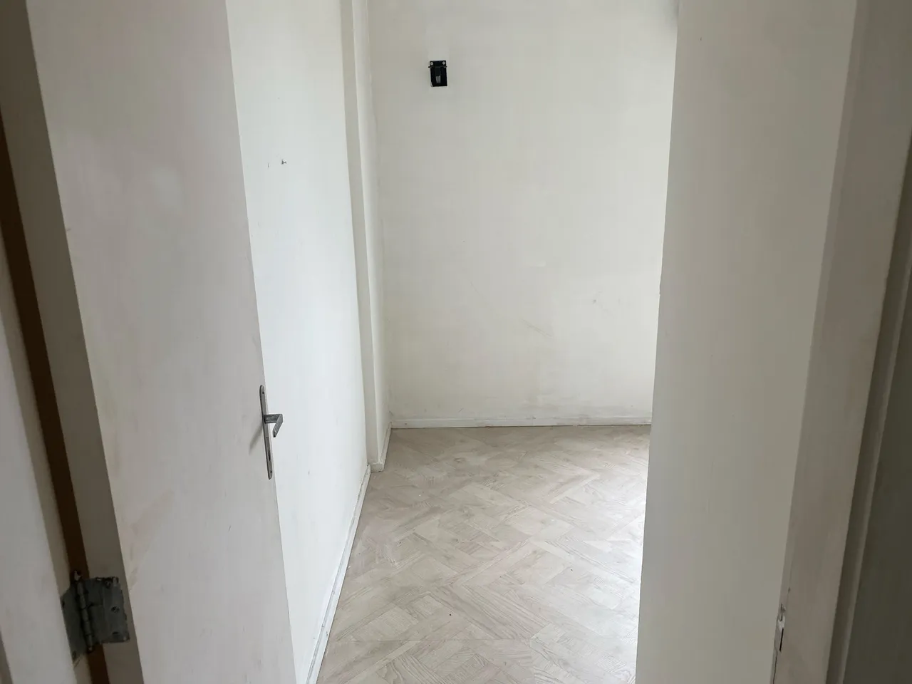 Unfurnished apartment with 2 bedrooms and 1 parking spot — photo 6