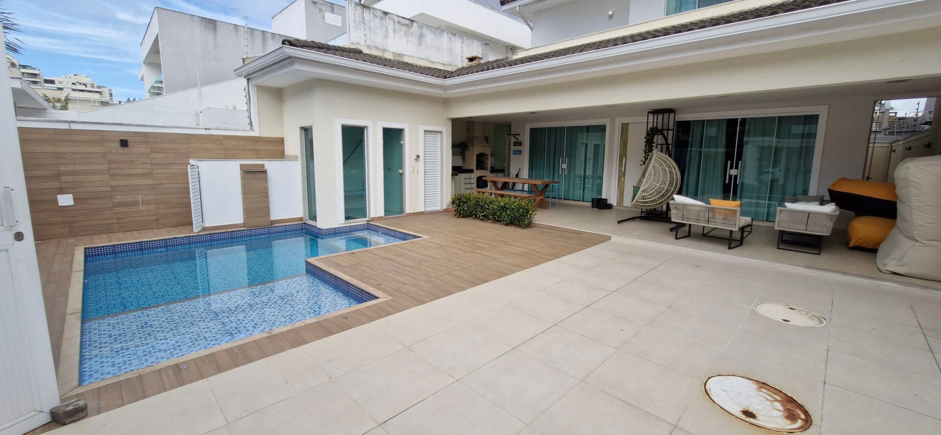 Casa mobiliada com 3 dormitórios e 526 m² — photo 11