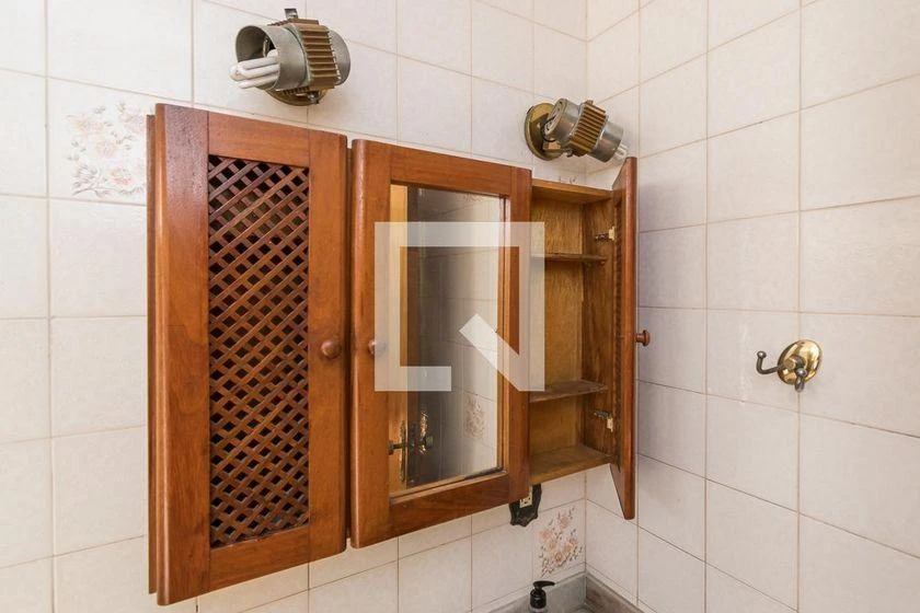 Casa com 4 quartos e 3 vagas, 500 m² — photo 38