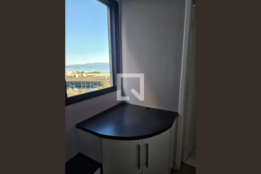 3-bedroom apartment with a water view in Florianópolis — photo 26