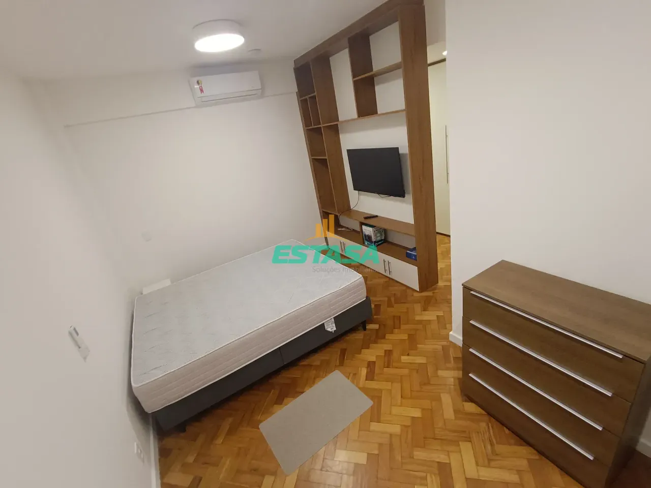Furnished apartment with 3 bedrooms and 2 bathrooms — photo 4