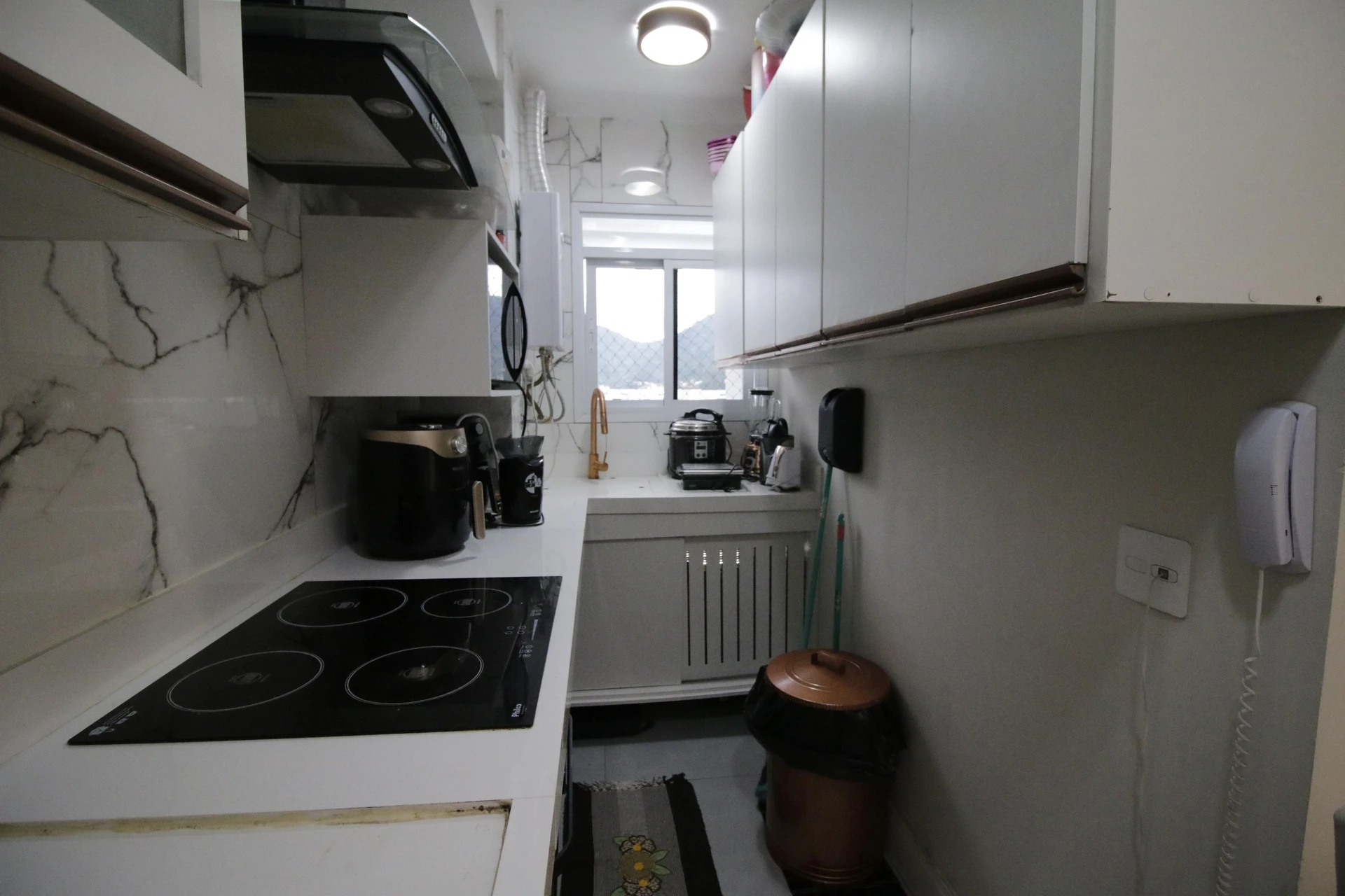 Apartamento mobiliado com 2 quartos e varanda — photo 11