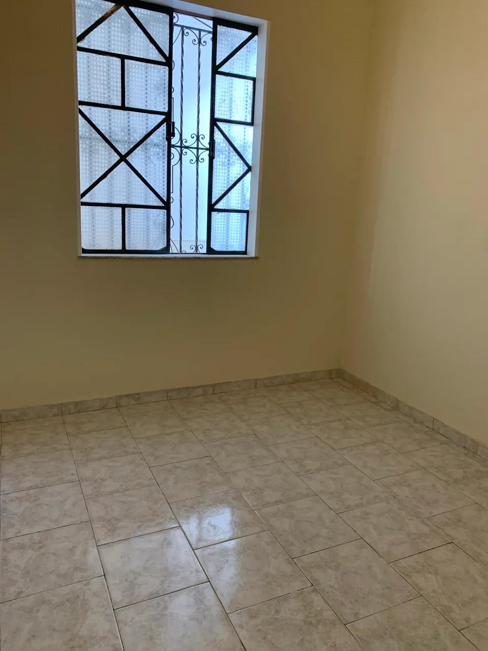 Apartment with 2 bedrooms, 1 bathroom and balcony — photo 12