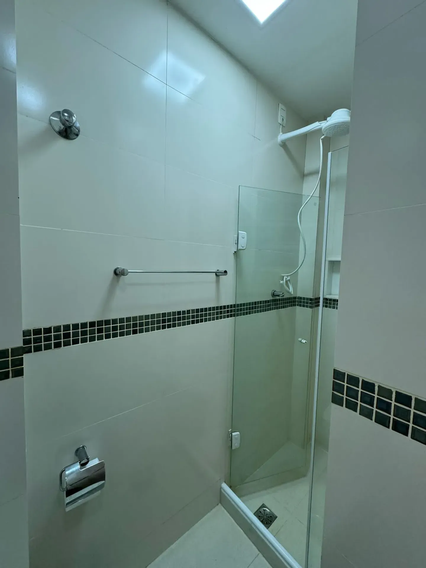 Furnished apartment with 3 bedrooms and a gas kitchen — photo 31