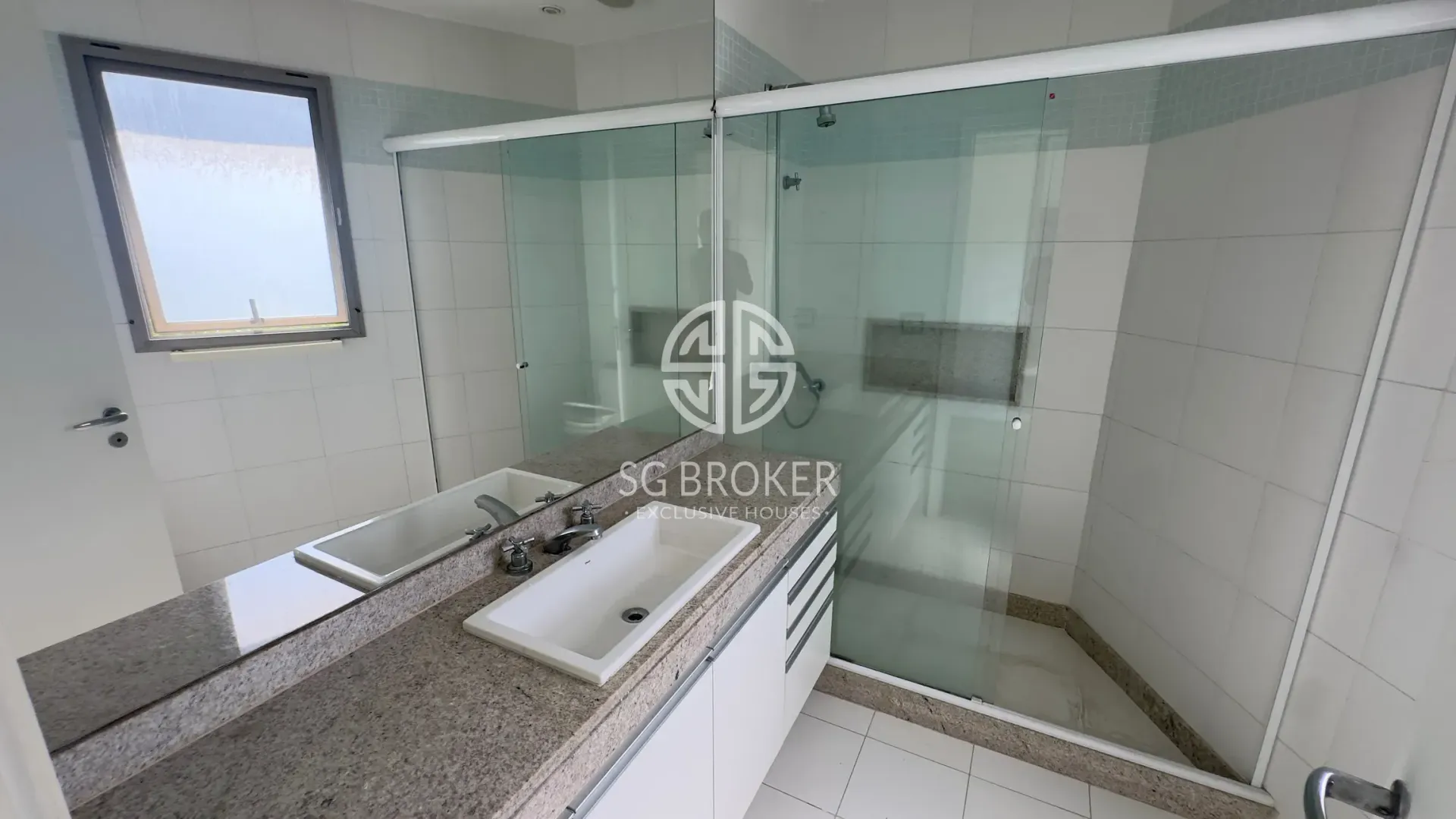 Apartamento com cozinha integrada e 4 dormitórios — photo 39