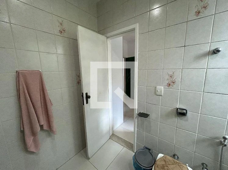 4-bedroom house with a washing machine — photo 26