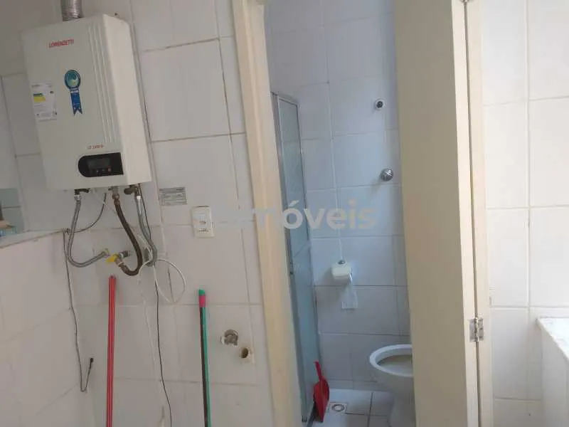 Apartamento no 2º andar com piso de madeira ou laminado — photo 29