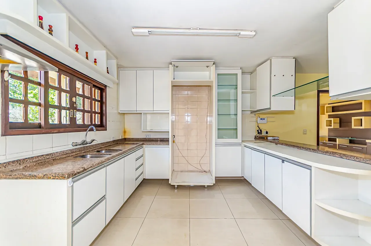 3-bedroom house with a garden in Curitiba — photo 6