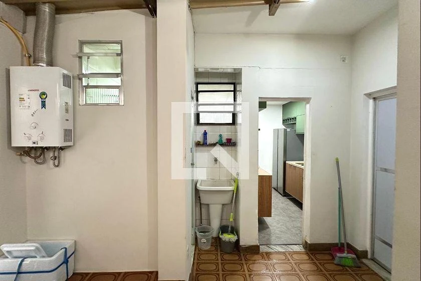 3-bedroom apartment with a walk-in closet in Rio de Janeiro — photo 35