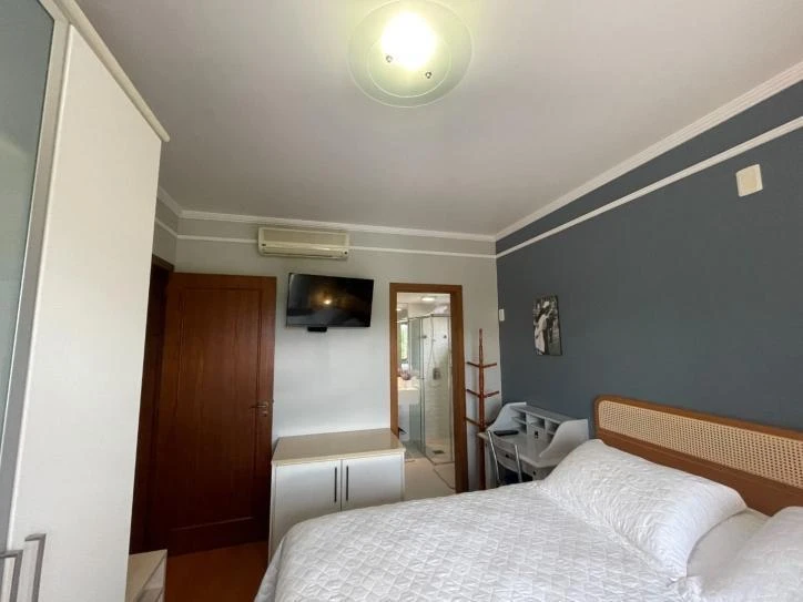 Ванна и 6 спален: дом 320 м² — photo 37
