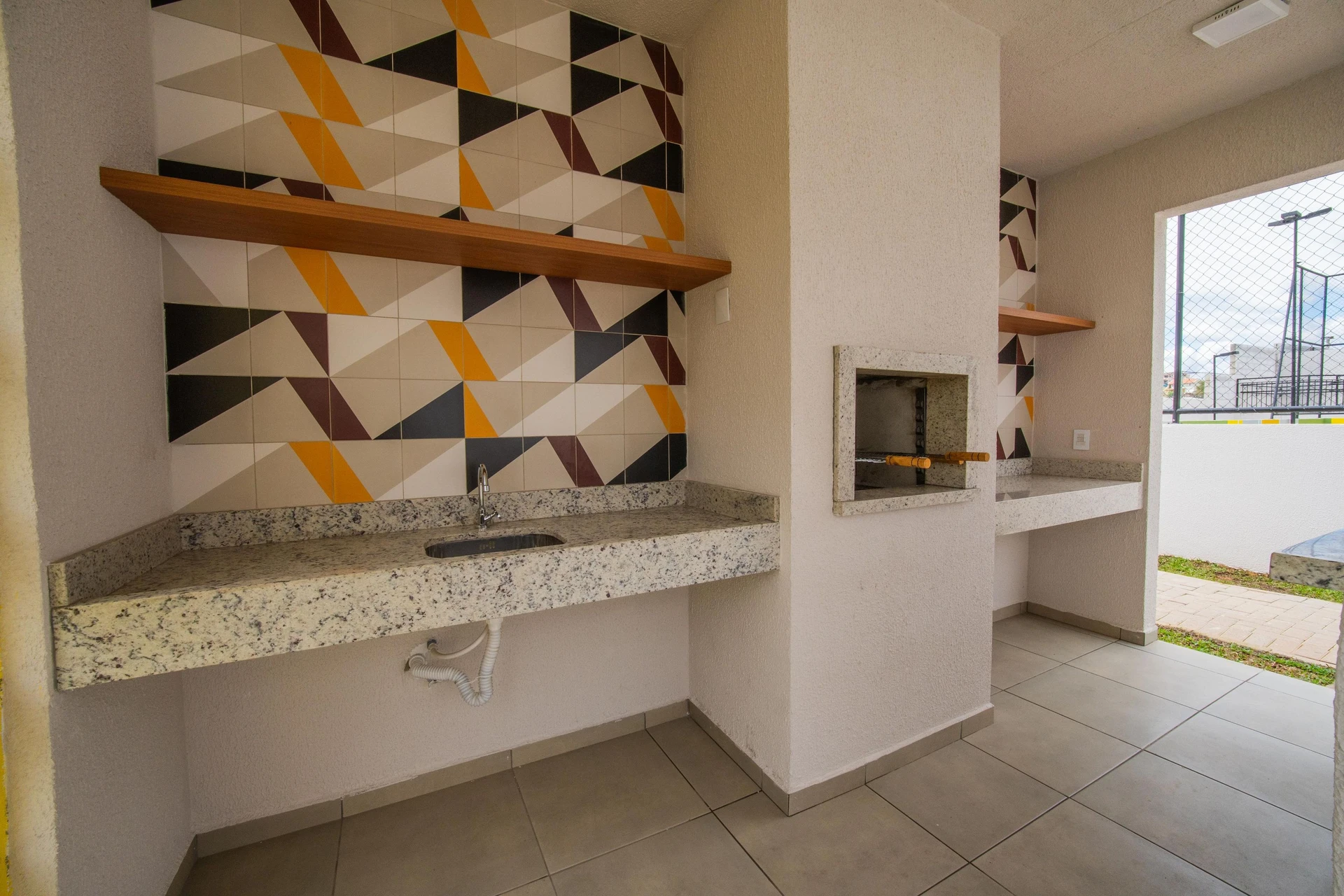 2-bedroom apartment in a building with a sauna — photo 78