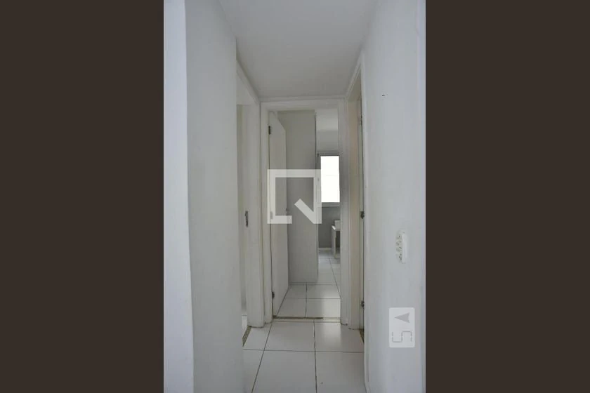 Apartamento de 2 quartos em condomínio com piscina — photo 7