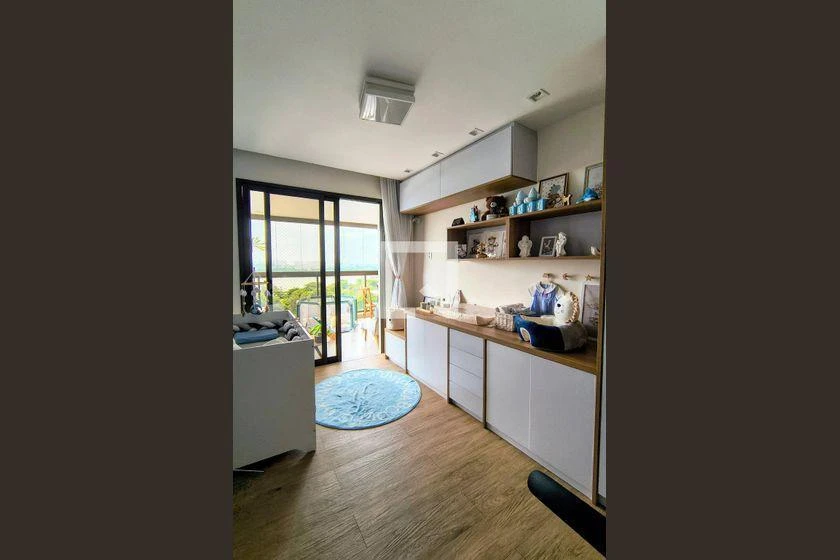 160 m² rental apartment with 4 en-suite rooms and balcony — photo 28
