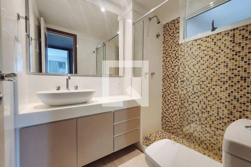 3-bedroom apartment with balcony and 2 parking spots — photo 29