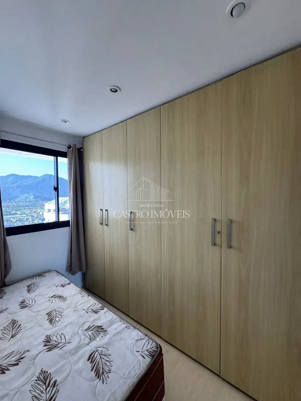 3-bedroom penthouse with 184 m² — photo 9
