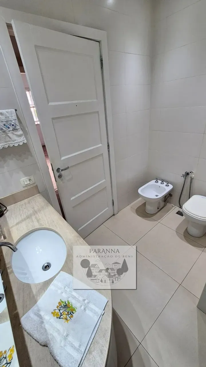 4-bedroom, 4-bath apartment with balcony and laundry area — photo 17