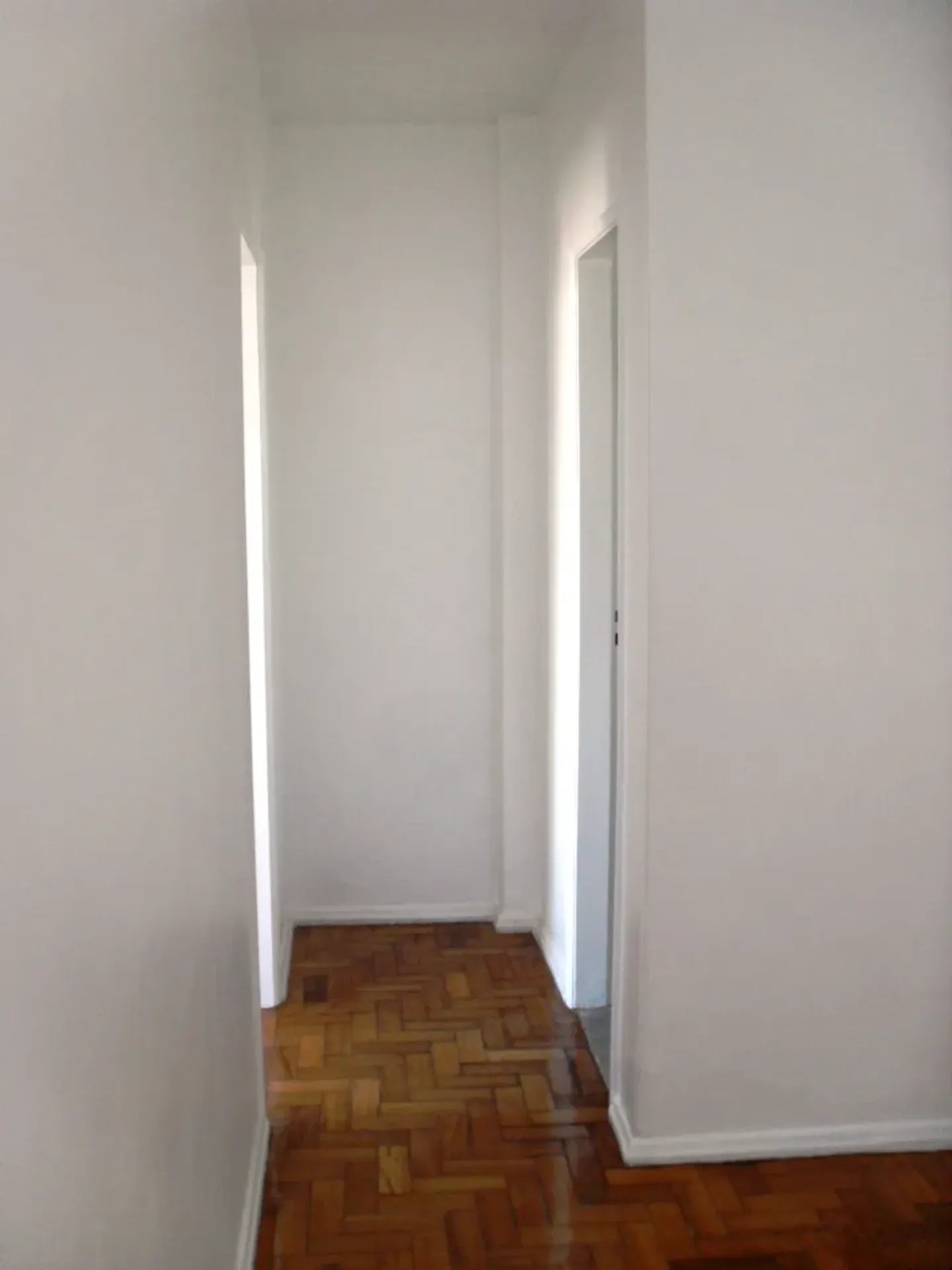 Apartment, 81 m², with wood or laminate floors — photo 14