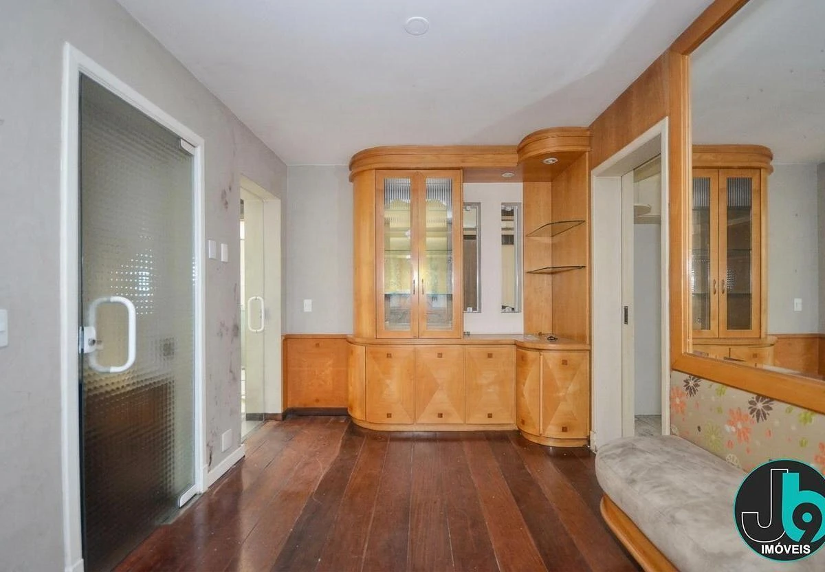 Будинок в оренду з 4 спальнями та 302 м² — photo 26