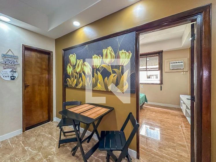 37 m² apartment with a home office and a washing machine — photo 8