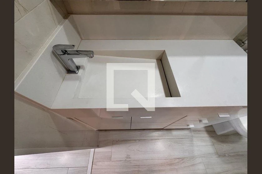 4-bedroom apartment in a building with a sauna — photo 19