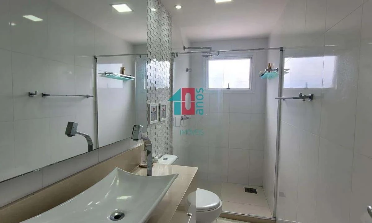 Apartamento mobiliado com 3 quartos e 4 banheiros — photo 22