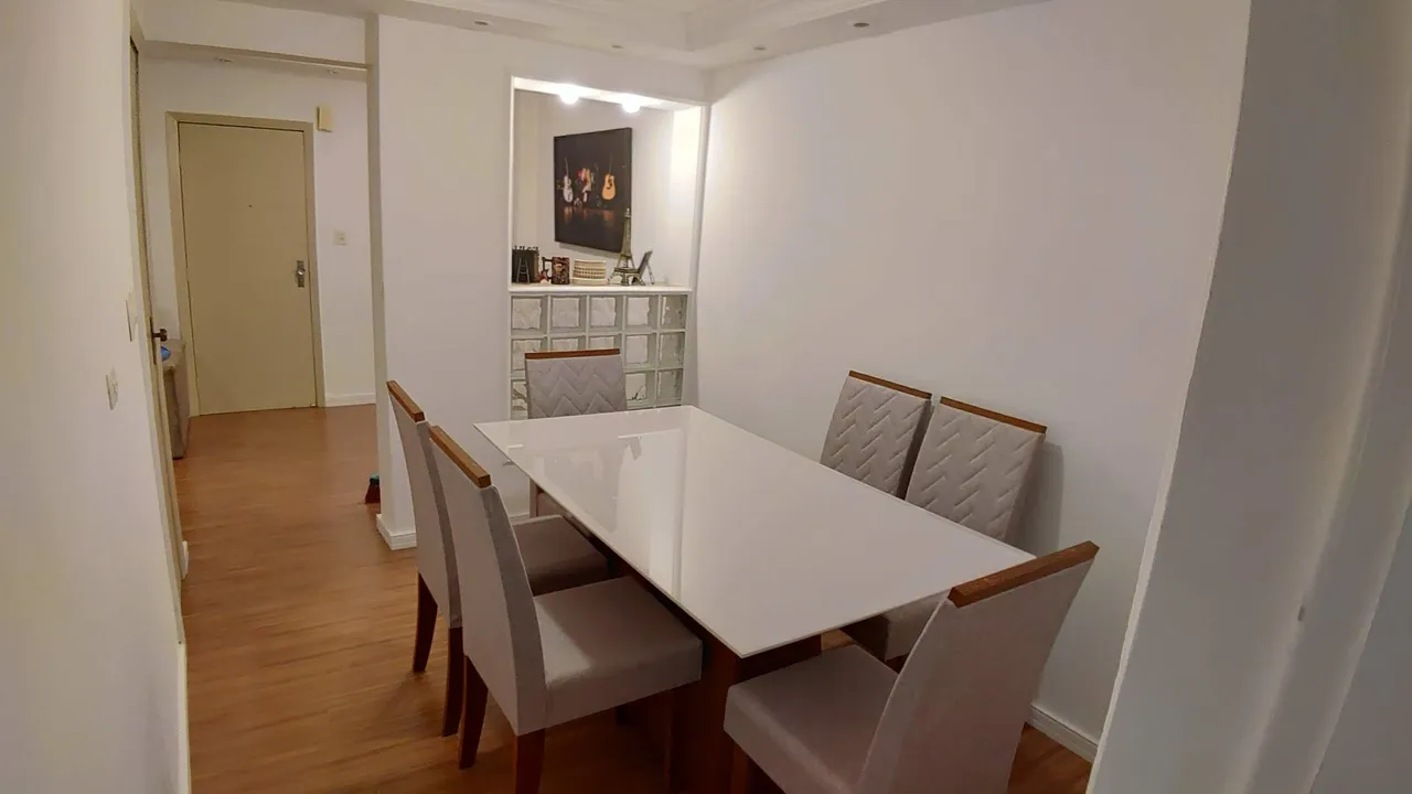 3-bedroom apartment with a home office in Curitiba — photo 10