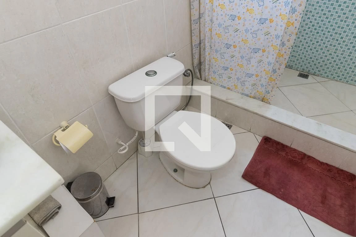 Furnished 227 m² house with a private garden — photo 40