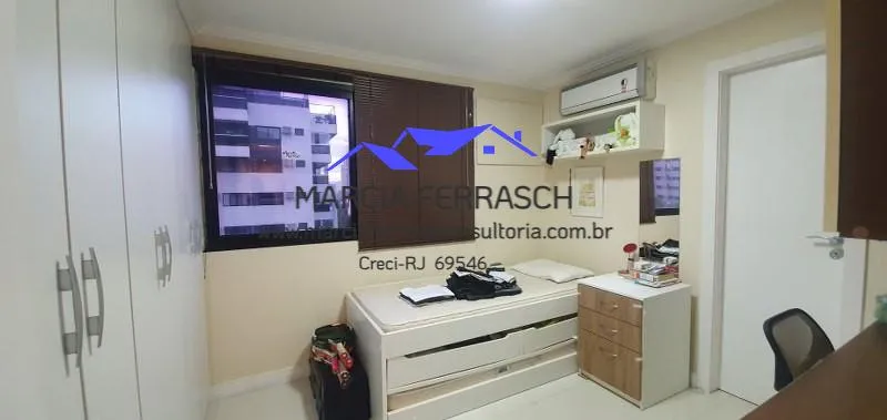 Apartamento com 3 quartos e cozinha integrada moderna — photo 9