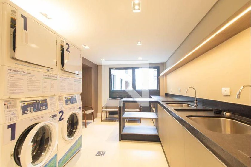 Furnished 1-bedroom apartment with an electric mini-kitchen — photo 24
