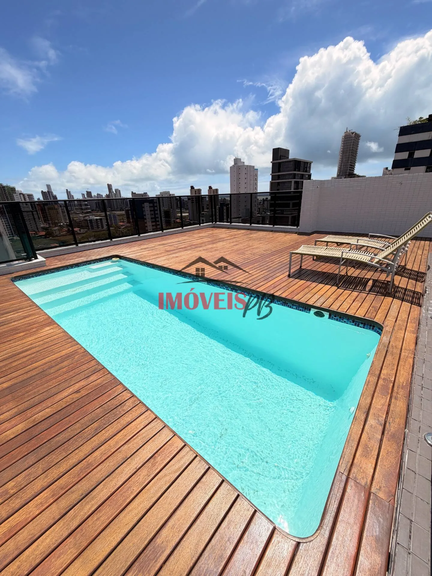 Apartamento de 3 quartos com suíte e varanda — photo 34