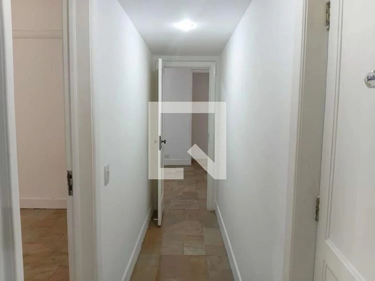 3-bedroom apartment, 1 with its own bathroom, 110 m² — photo 10