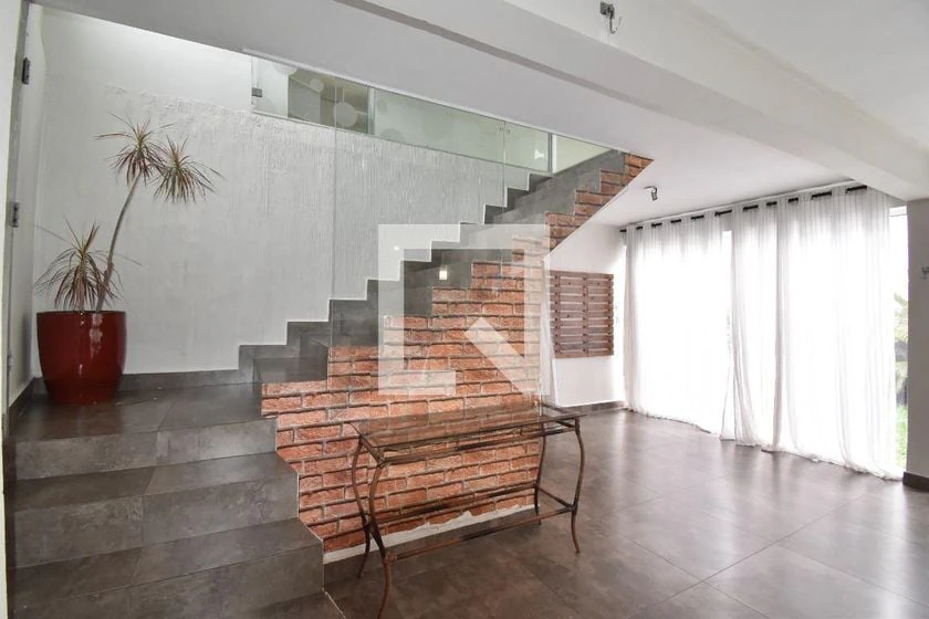3-bedroom house with a home office — photo 24