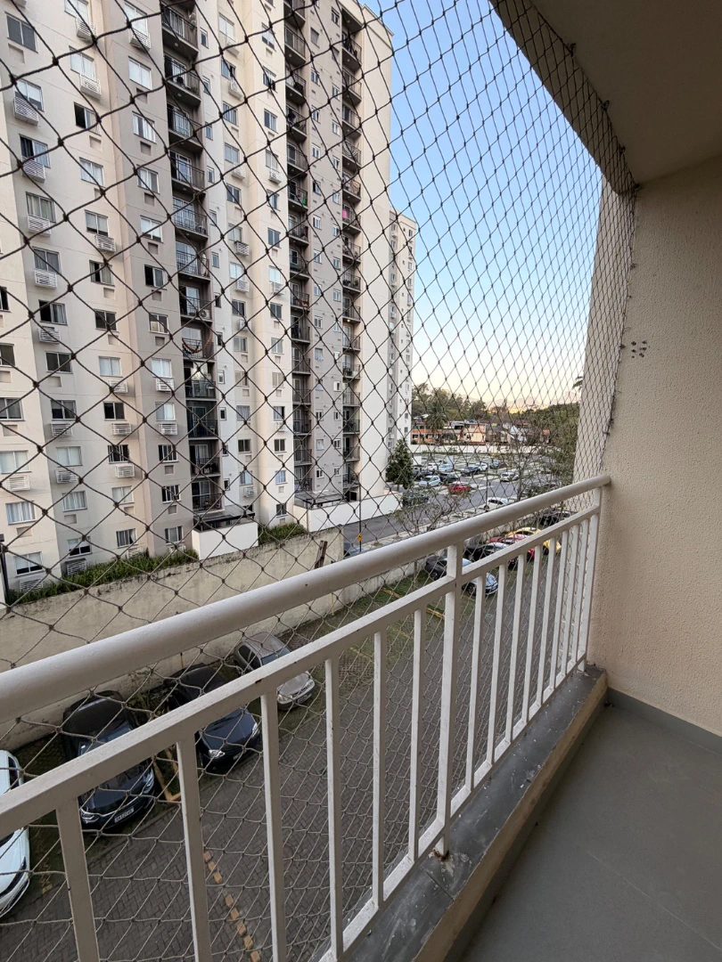 2-bedroom apartment with mountain and city view — photo 10